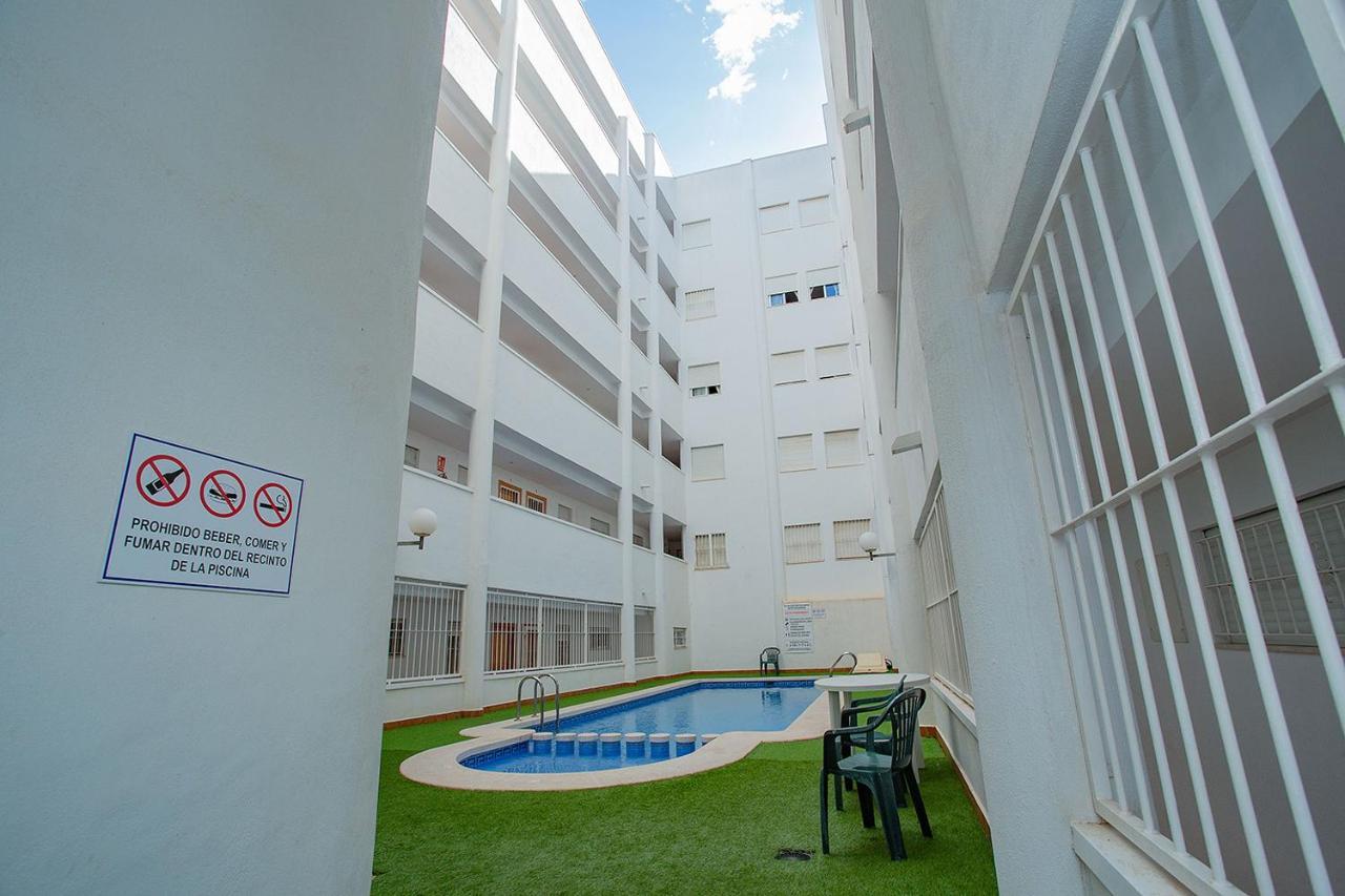 096 Pleasant Place Luis - Alicante Holiday ตอร์เรเวียคา ภายนอก รูปภาพ
