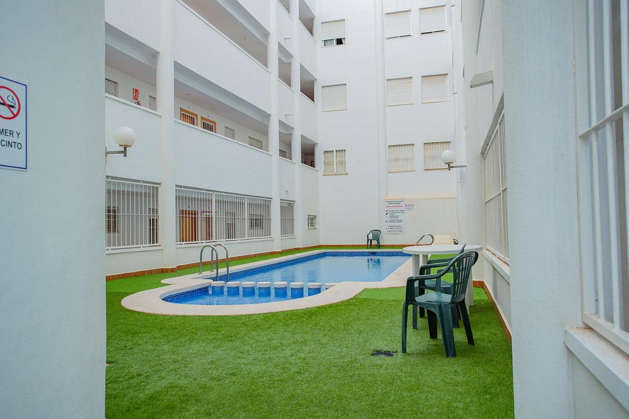 096 Pleasant Place Luis - Alicante Holiday ตอร์เรเวียคา ภายนอก รูปภาพ