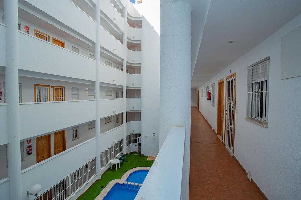096 Pleasant Place Luis - Alicante Holiday ตอร์เรเวียคา ภายนอก รูปภาพ